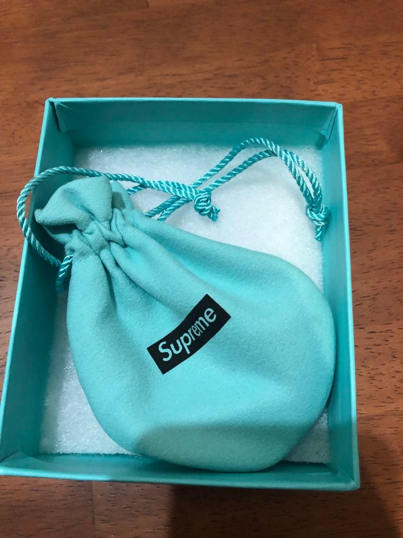 21aw supreme tiffany キーリング　oval