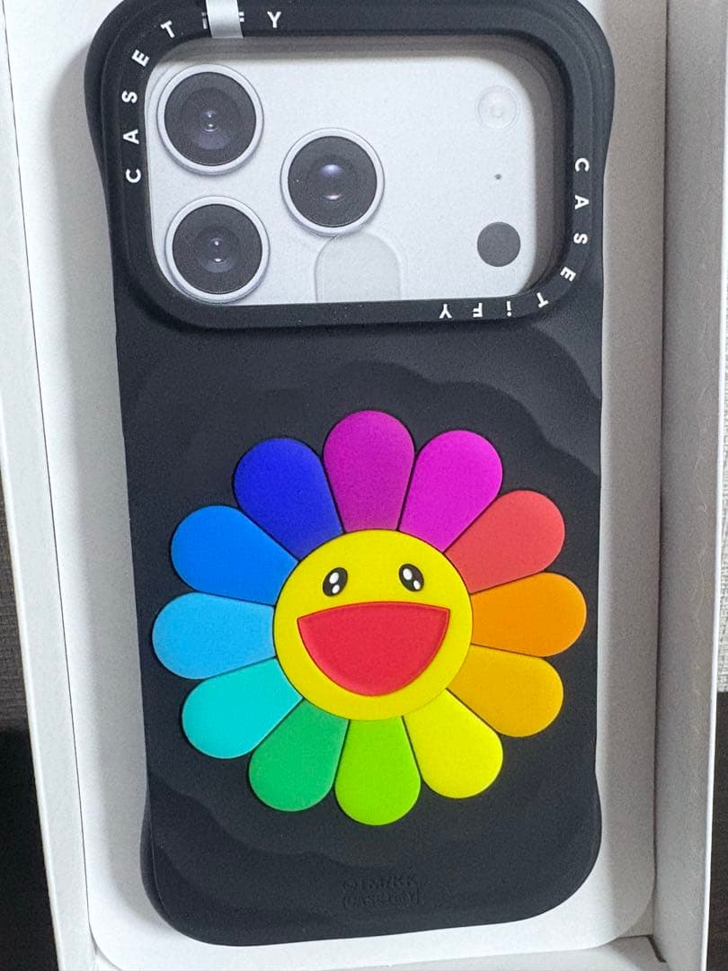 CASSETIFY村上隆 スペシャルエディションレインボーiPhone17pro