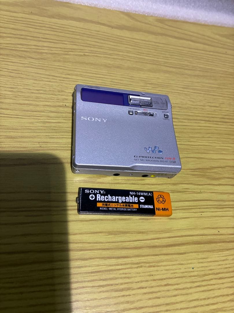 SONY ソニー ポータブルMDプレーヤーMZ-N1