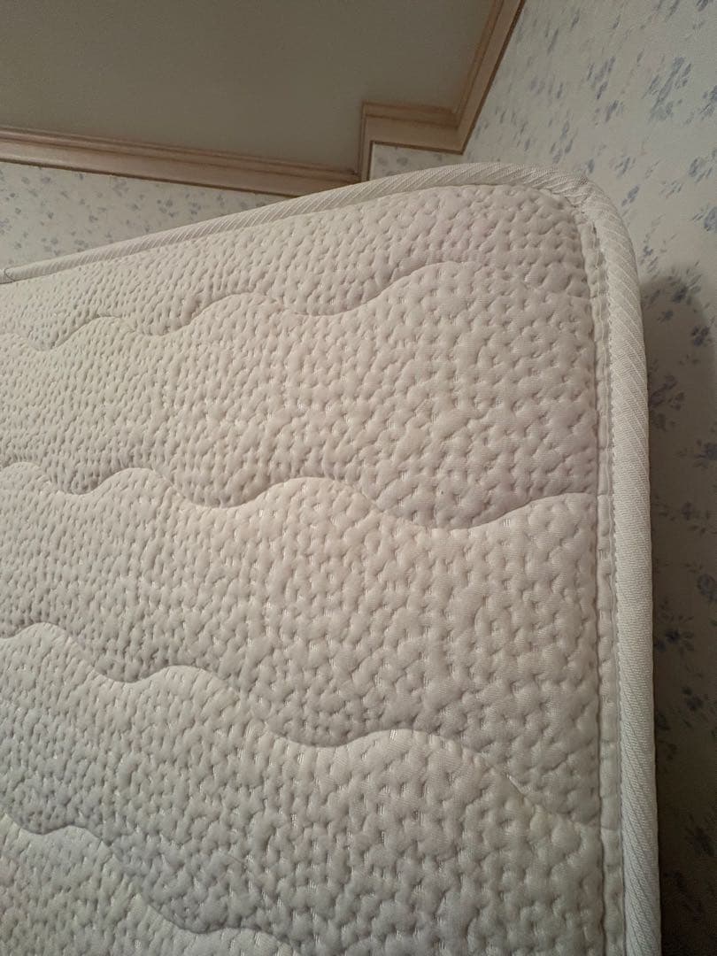 【送料無料】NELLマットレス　セミダブル初期型