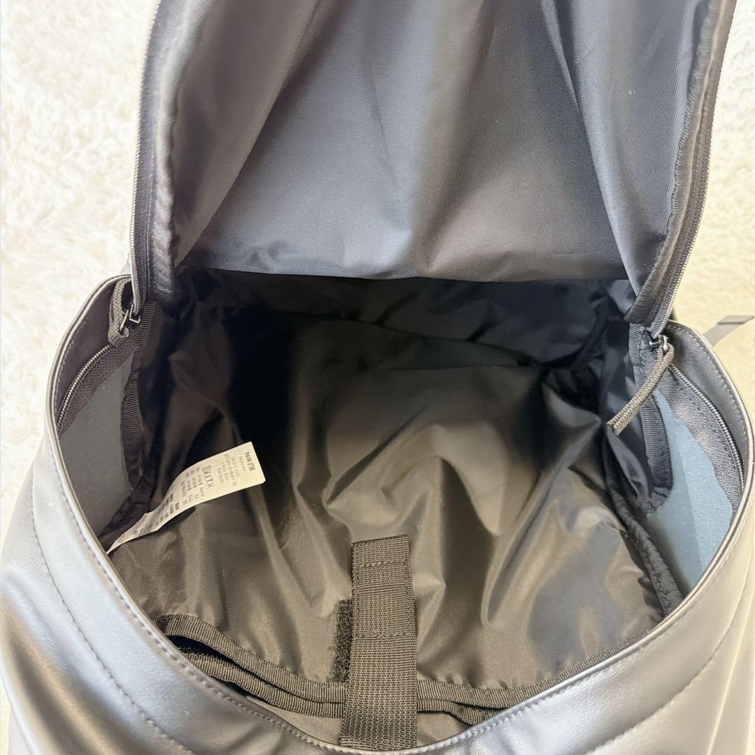 極美品 無印良品 植物由来の原料を使ったリュックサック 20Lフェイクレザー