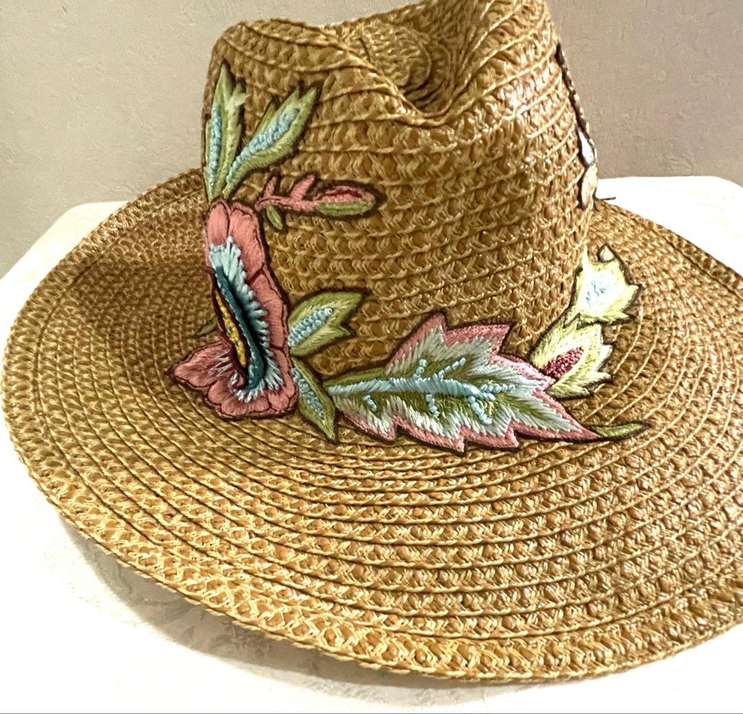 エリックジャビッツ　麦わら帽子　中折れ　刺繍　新品未使用　紙タグ付き　UPF50