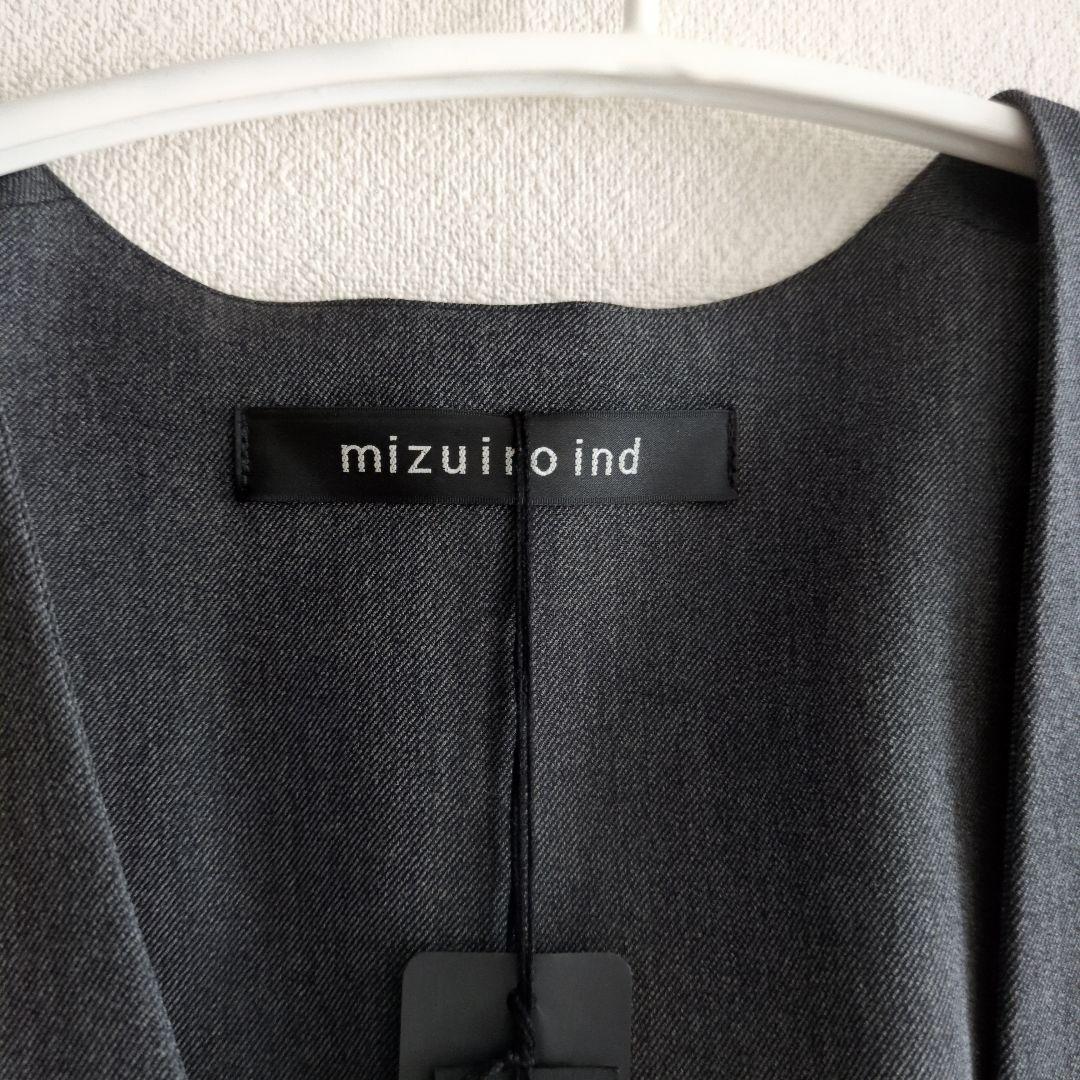 mizuiroind ディープVネックワイドベスト