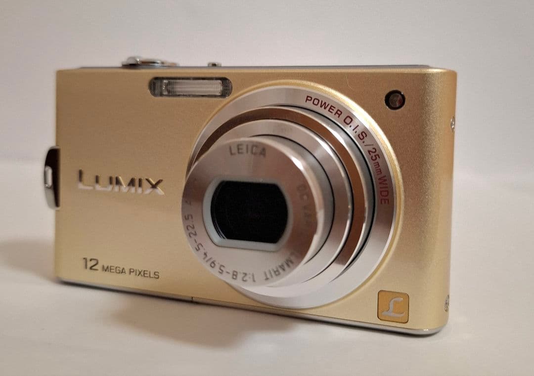 [美品]パナソニック LUMIX DMC-FX60 デジタルカメラ