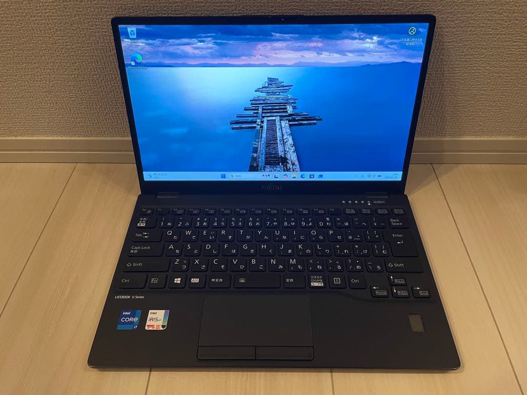 富士通 U9311/F i7 11世代 256GB Office