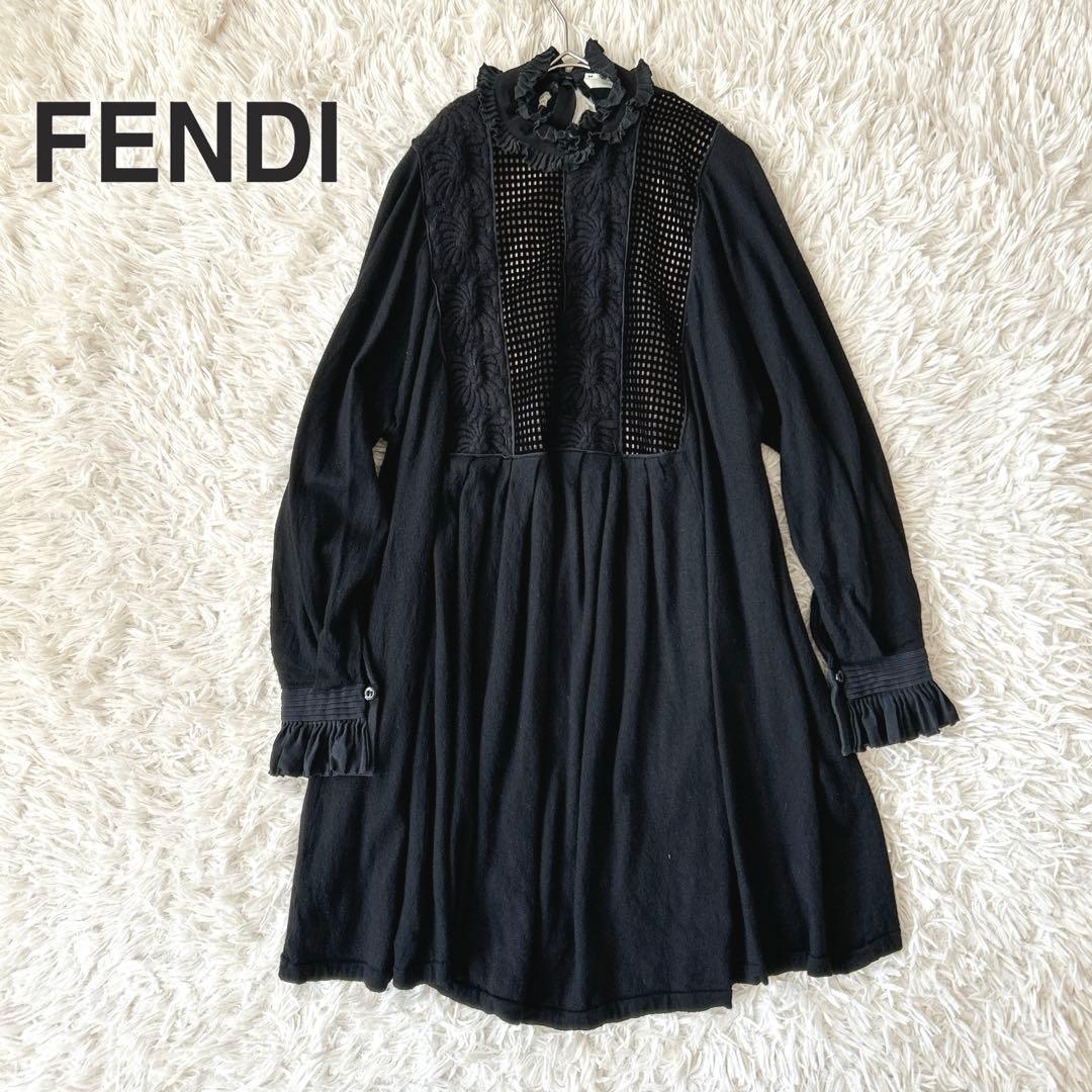FENDIフェンディ　 ウールハイネックチュニック フリル透かしメッシュ刺繍
