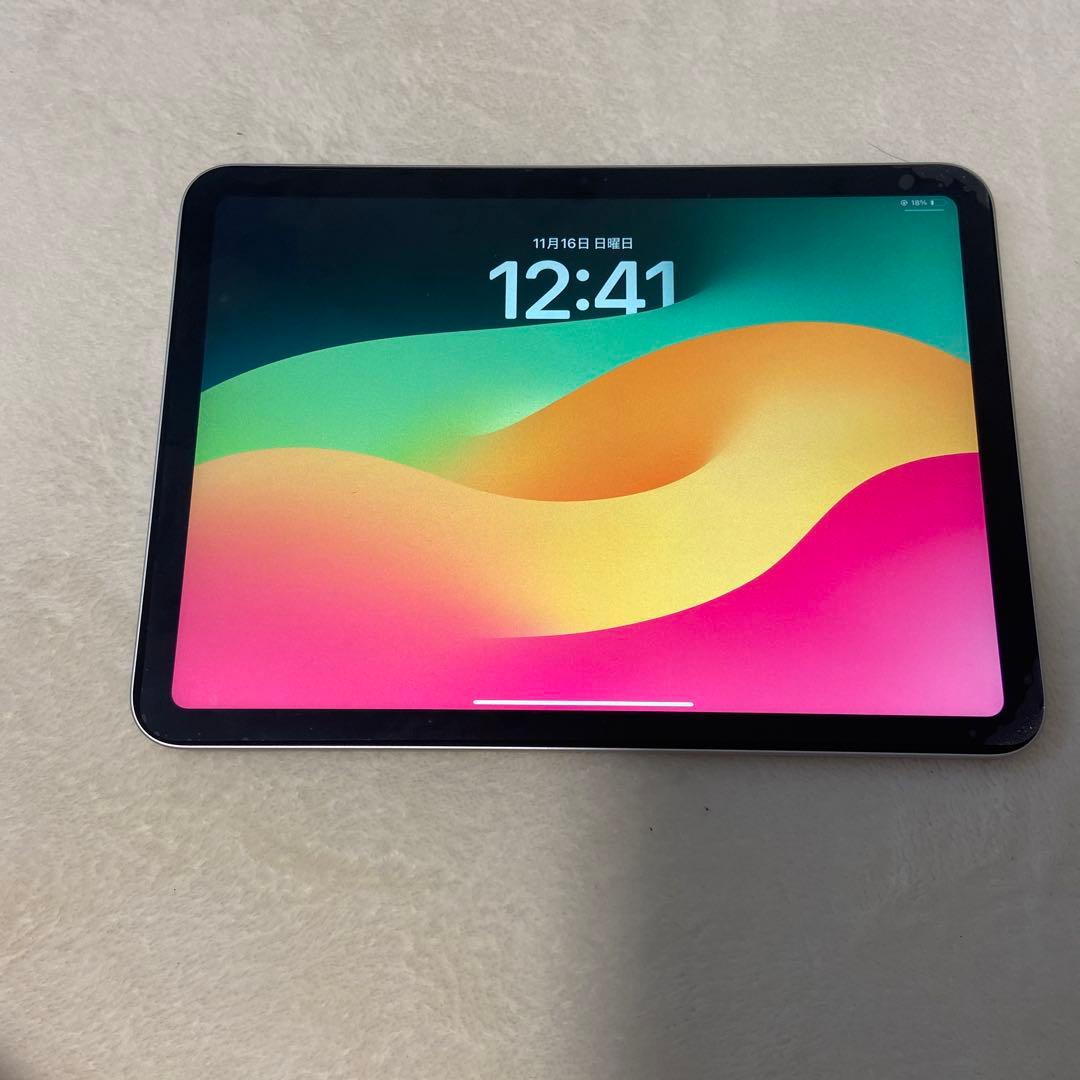 ま*ょ様 Apple iPad シルバー 10世代 10.9インチ