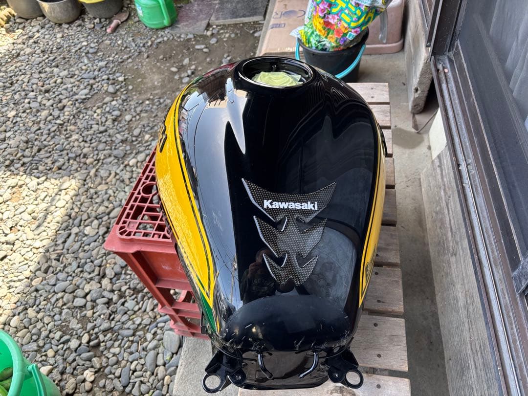 【Z900RS SE】Kawasaki純正タンク・イエローボール