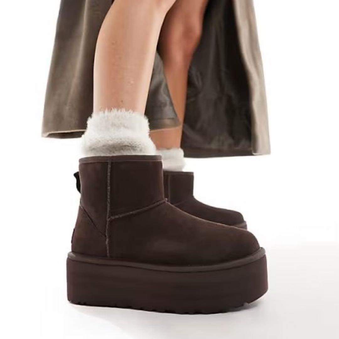 UGG クラシックミニ プラットフォーム ブラウン 25cm