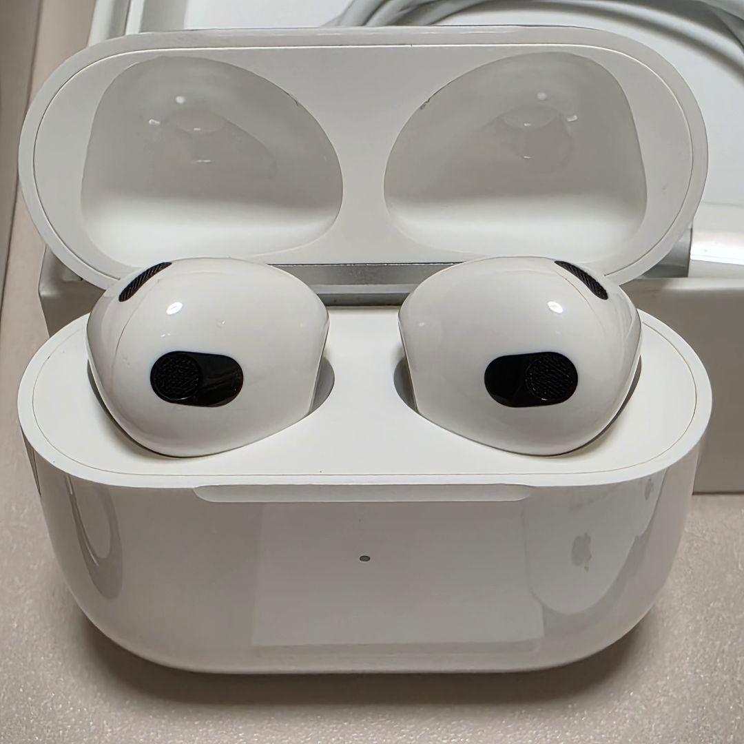 Apple AirPods 第3世代 MME73J/A 箱付き ケース付き
