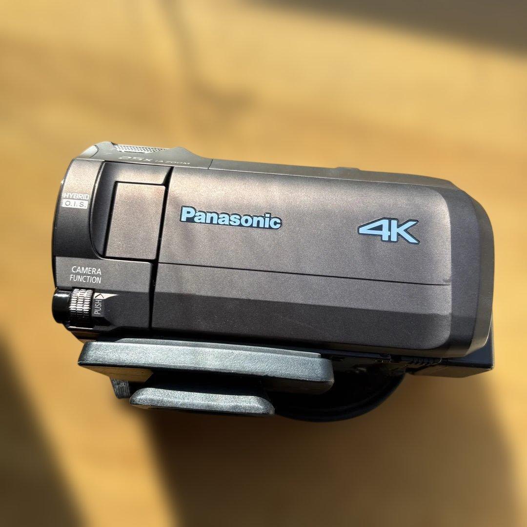Panasonic ビデオカメラ　4K 三脚付き