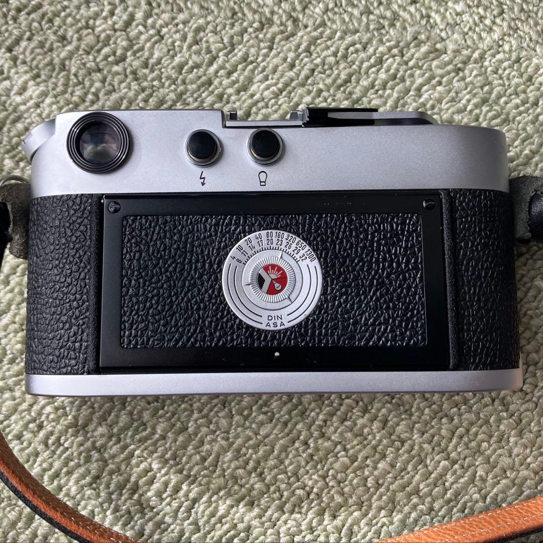 ライカM4 ストラップ付