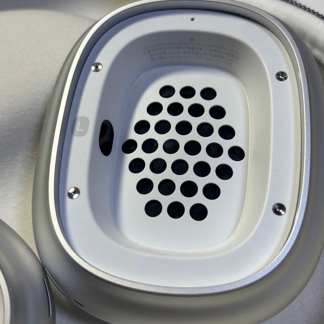 AirPods Max 第一世代　ライトニング版　シルバー　Apple