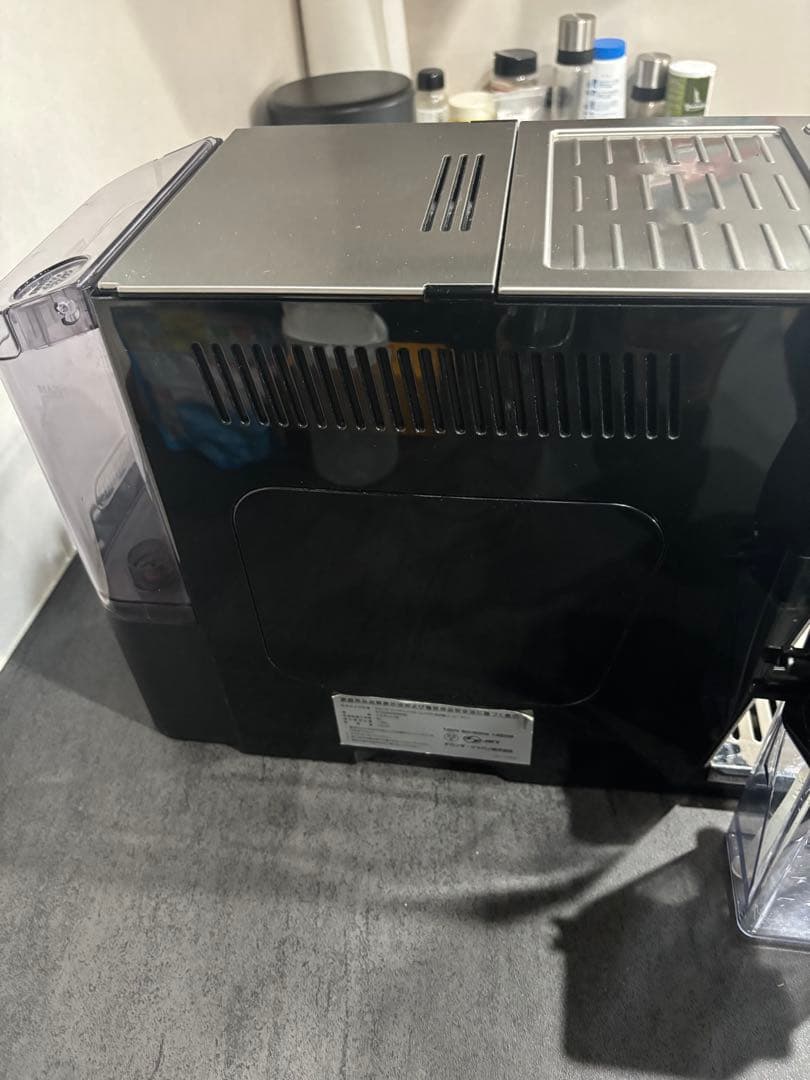 ［美品］デロンギ プリマドンナXS 全自動エスプレッソマシン