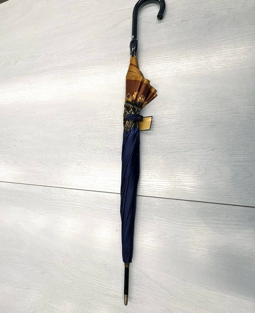 ヴィンテージ✨️未使用✨️FENDI フェンディ　雨傘　FFロゴ 花柄 ネイビー