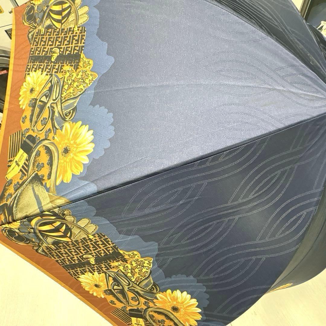 ヴィンテージ✨️未使用✨️FENDI フェンディ　雨傘　FFロゴ 花柄 ネイビー
