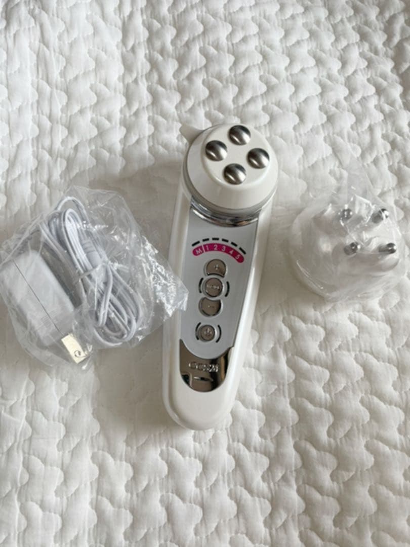 大幅値下げしました！即日発送！セルキュアスペシャル24　ベレガ　美顔器