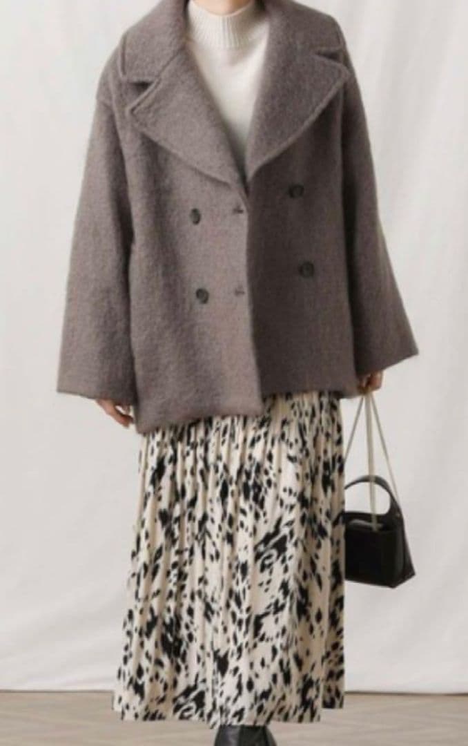 CLOCHE ウールピーコート 02