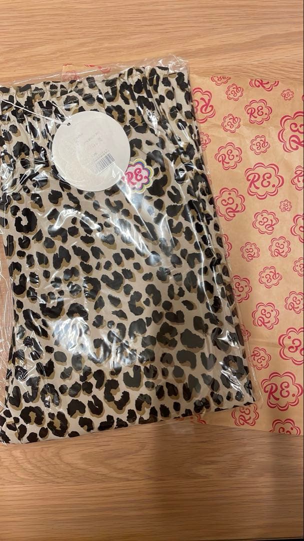 新品未使用　未開封　仲里依紗　RE. アニマルレギンス（レオパード）Fサイズ