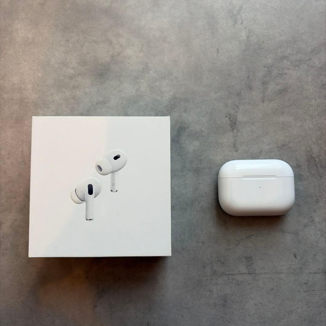 AirPods Pro 2世代 本体　おまけ付き