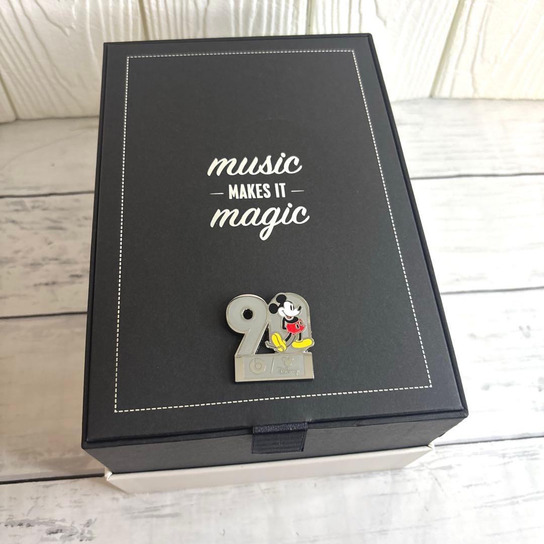 未使用級美品 Beats Solo3 Wirelessミッキーマウス ヘッドホン