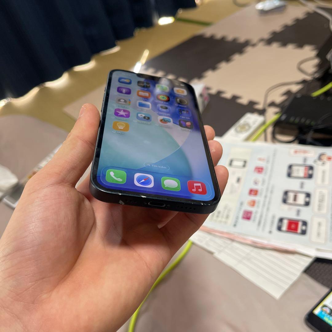 Apple iPhone 13 128GB ブラック