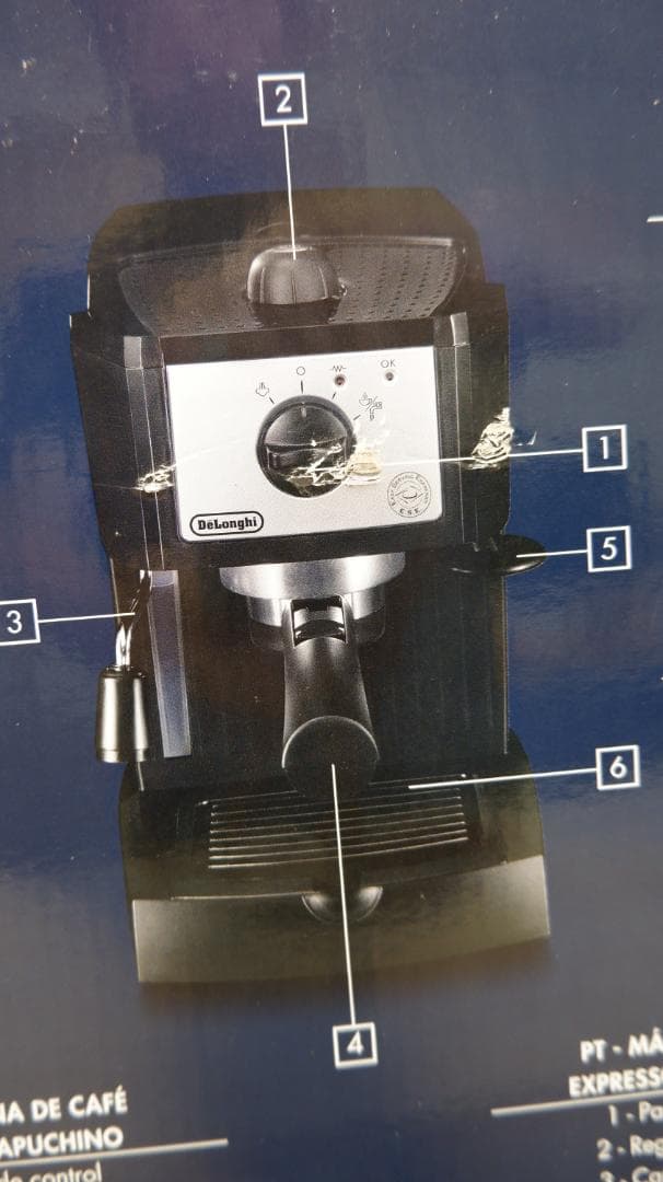 DeLonghi エスプレッソ カプチーノメーカー ブラック EC152J