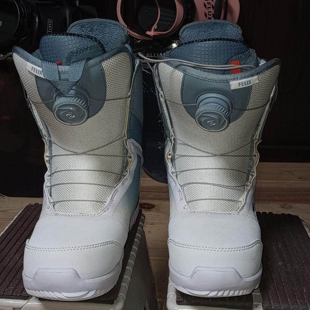 美品　BURTON　スノーボードブーツ　 23.5cm　レディース