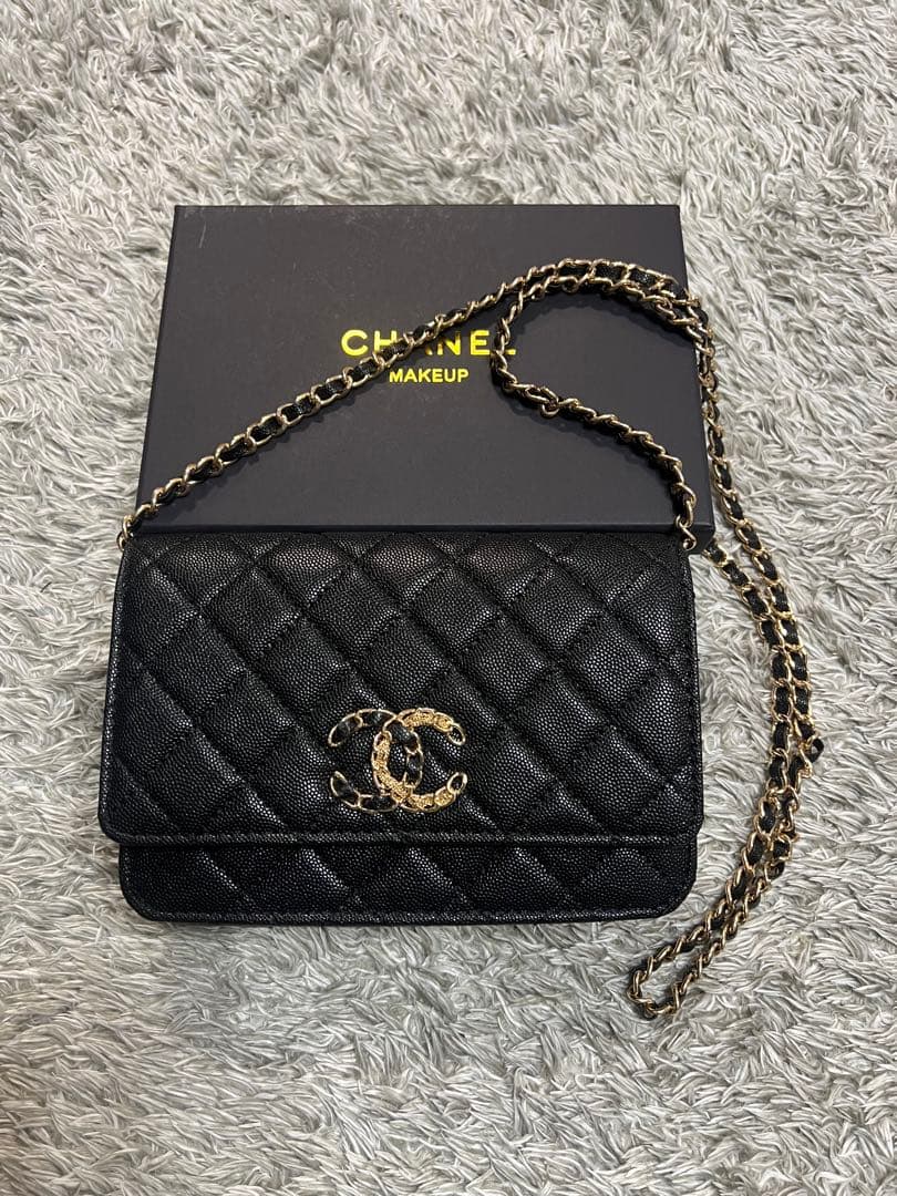 シャネル　CHANEL ノベルティ　ショルダーバッグ　チェーンウォレット