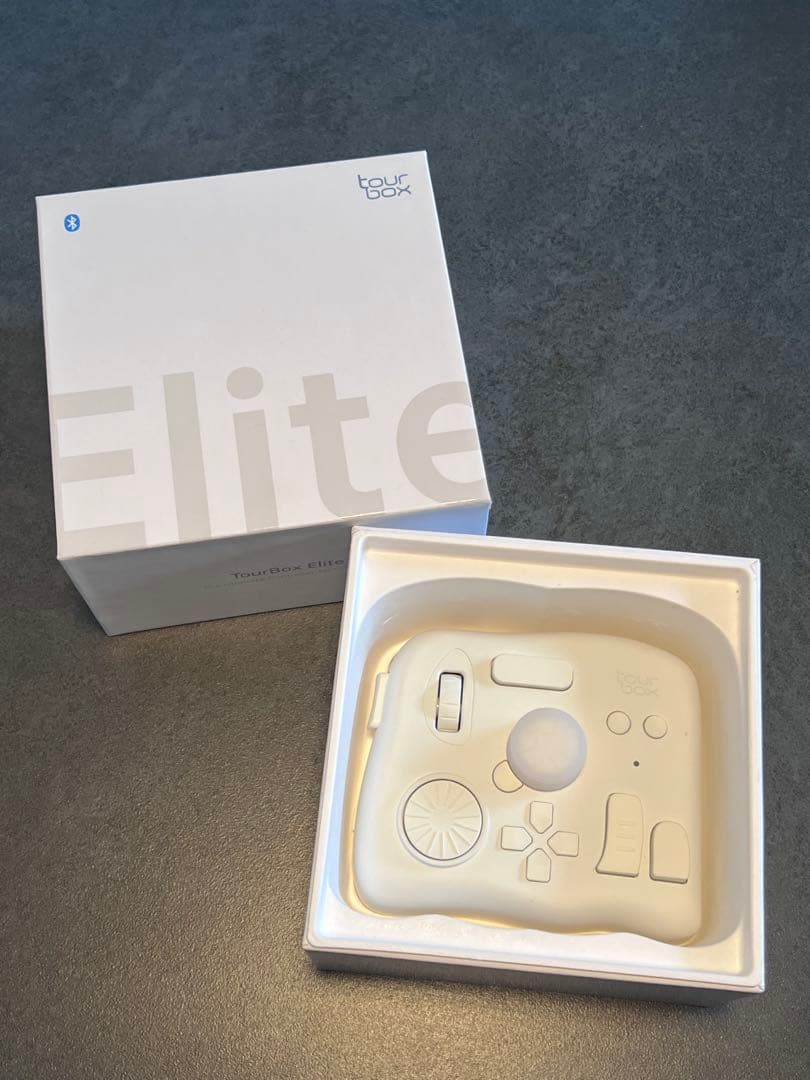 TourBox Elite[フラッグシップモデル] 箱　USBケーブルセット