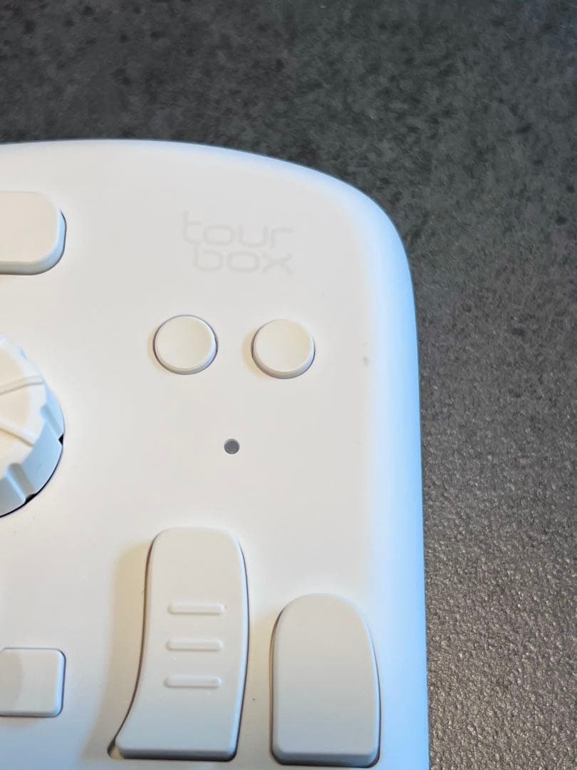 TourBox Elite[フラッグシップモデル] 箱　USBケーブルセット