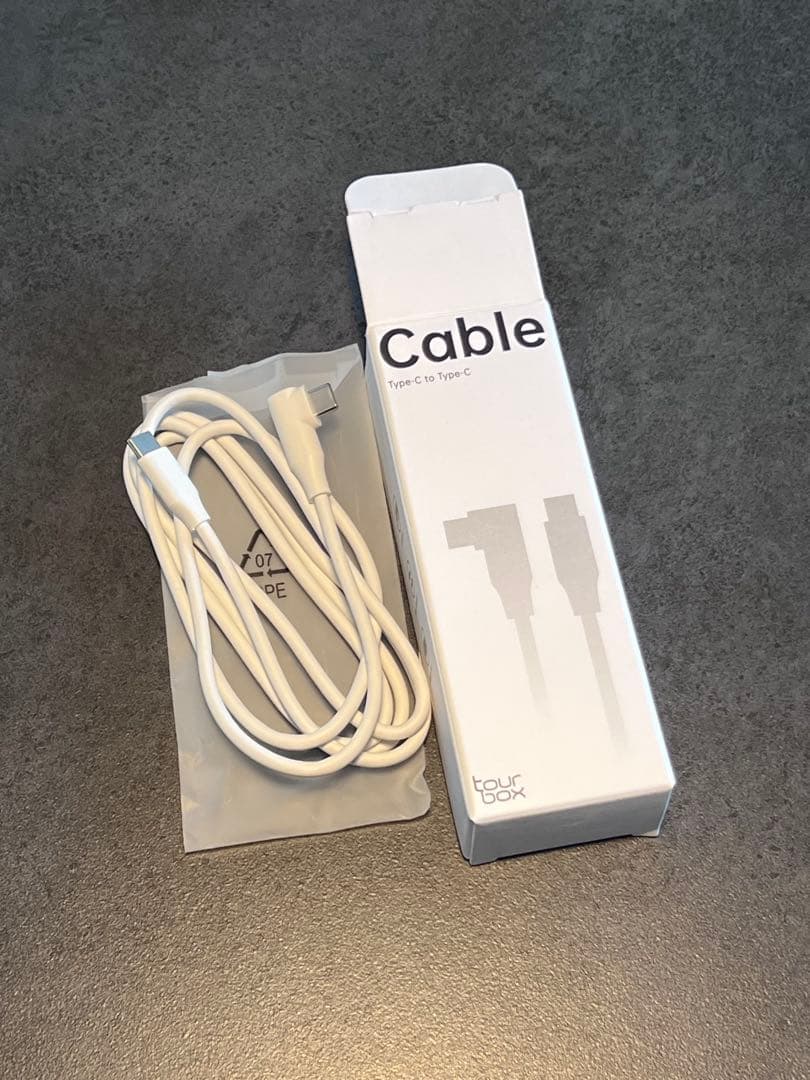 TourBox Elite[フラッグシップモデル] 箱　USBケーブルセット