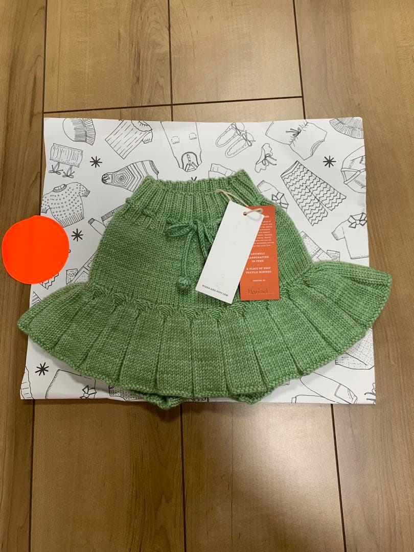 新品タグ付き misha and puffスケポン2Y