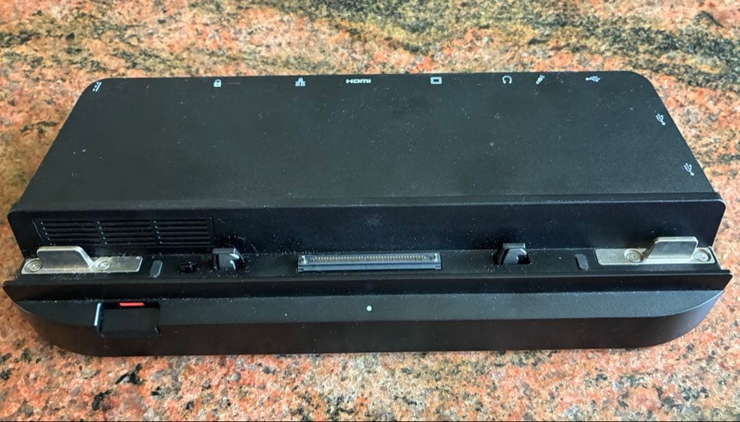 Fujitsu アローズTab Q775/K 13.3インチ　パソコンセット