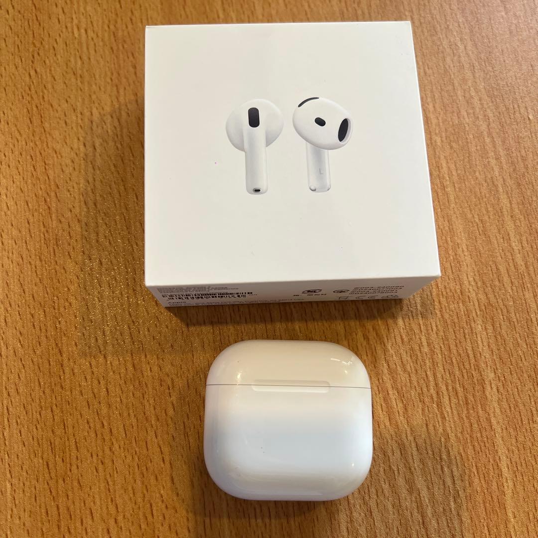AirPods 4 ワイヤレスイヤホン