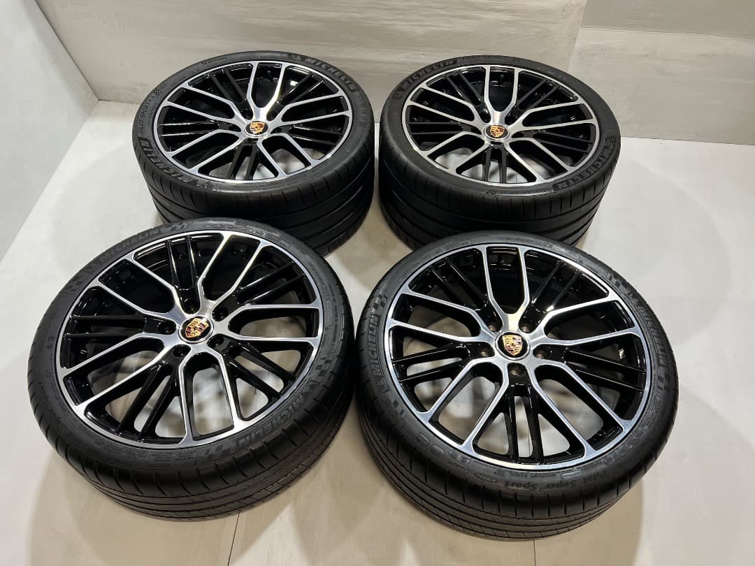 ★ポルシェ パナメーラ 971 オプション純正 21インチ