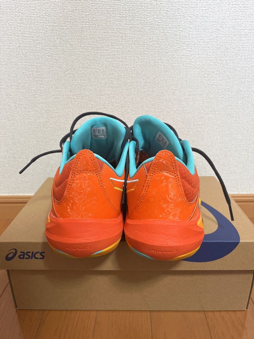 asics アンプレアルス　ロー3