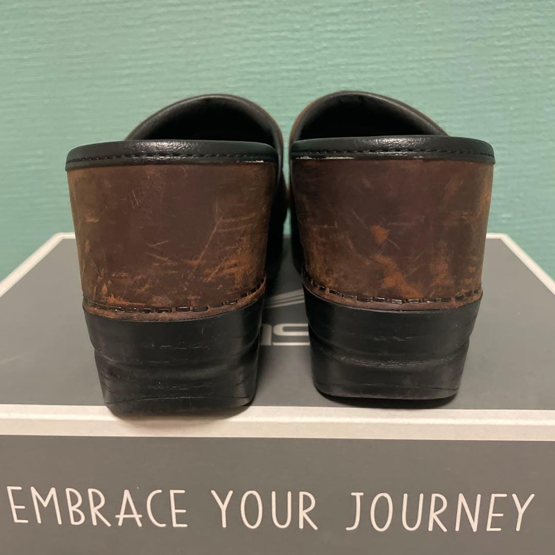 ダンスコ　プロフェッショナル　アンティークブラウン