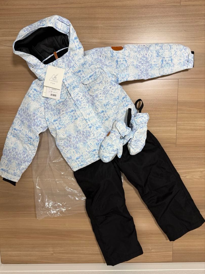 新品 YUK スキーウェア 上下セット 110 ゴシックブラック ミトングローブ
