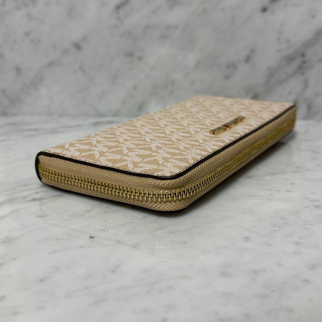 新品 未使用 MICHEAL KORS マイケルコース 長財布 ジップ ベージュ