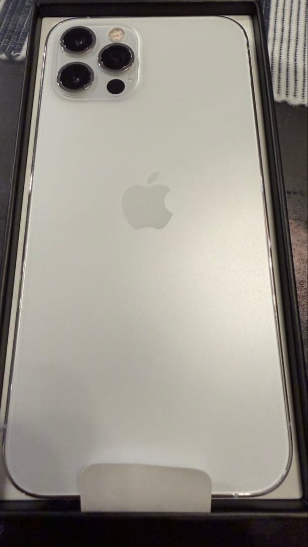 Apple iPhone 12 Pro シルバー 本体 512GB SIMフリー