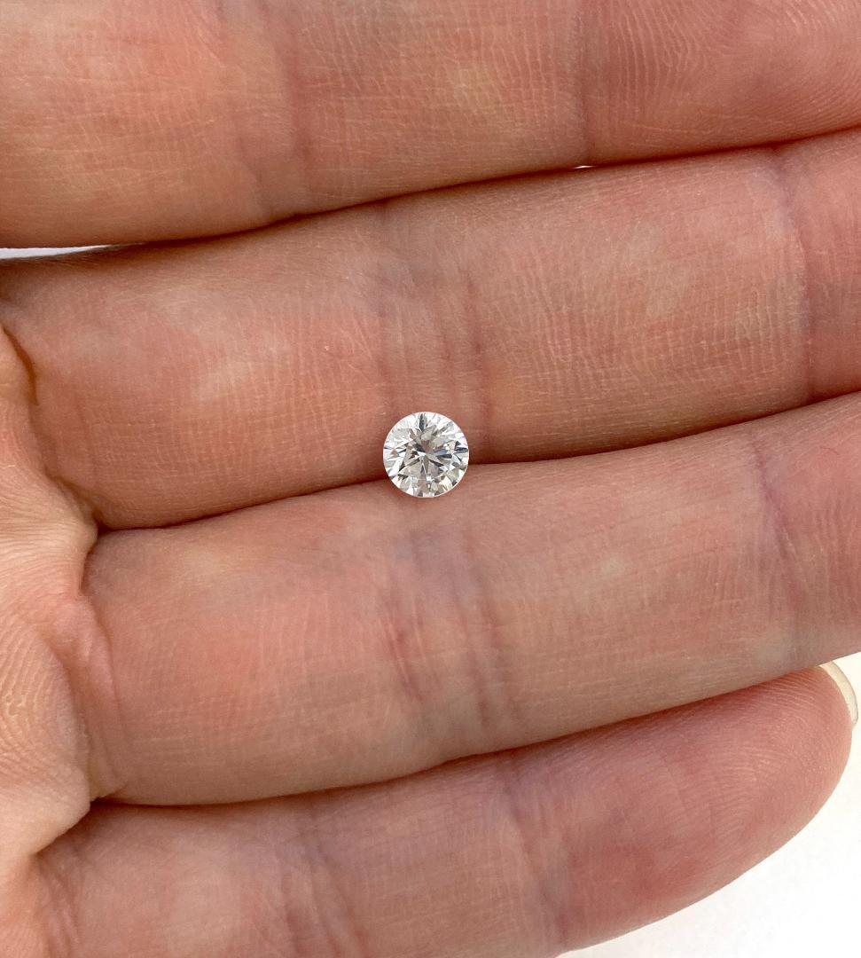 ユ*ノ様 ダイヤモンド0.50ct Ｄカラー VVS2 EX3 IGI鑑別書｜ラ