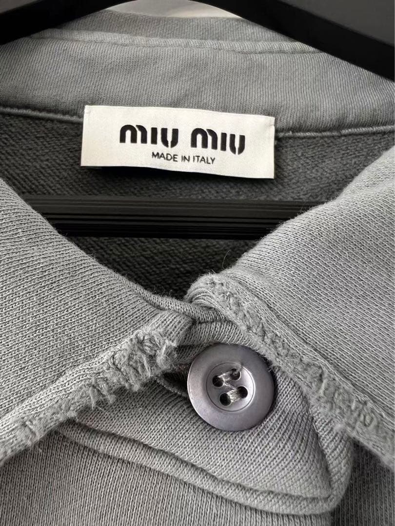 miu miu グレー ポロシャツ　新品同様