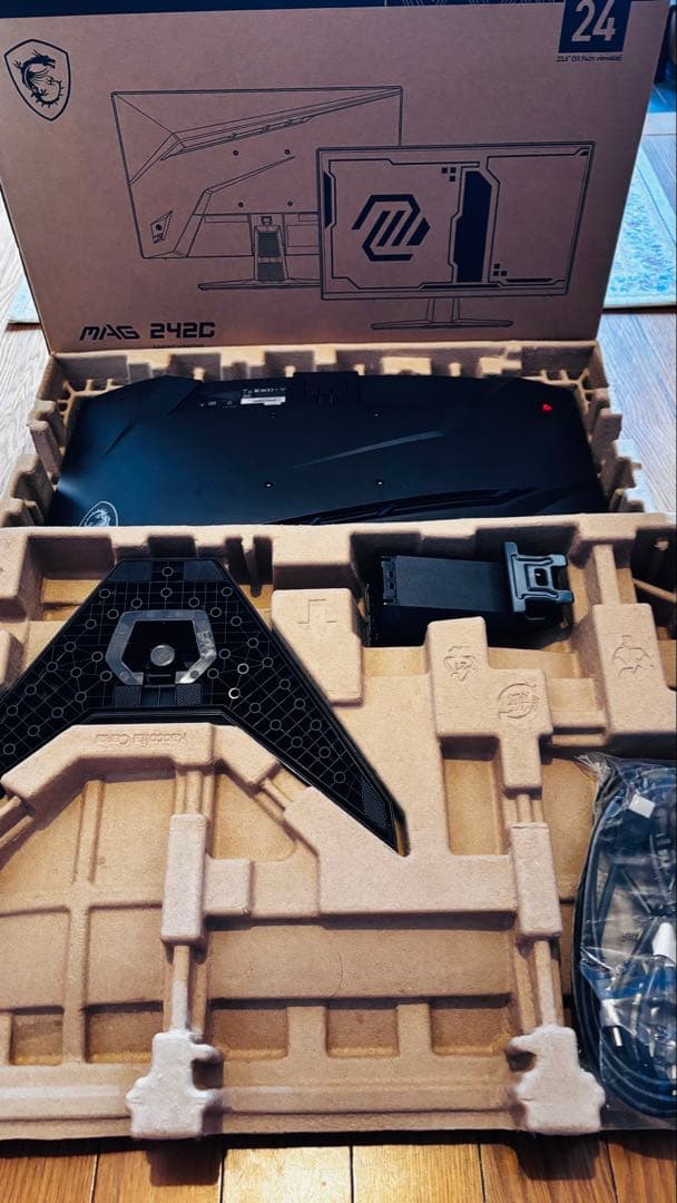 MSI 湾曲ゲーミングモニター MAG 242C 23.6インチ/フルHD