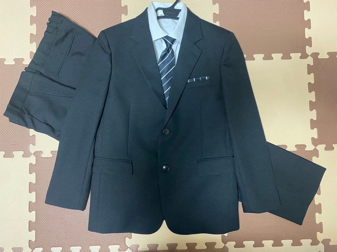 フォーマルスーツ 黒 サイズ160B ネクタイ付き