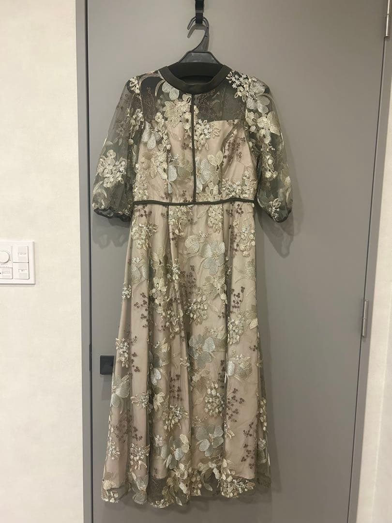 フラワーエンブロイダリードレス　花柄刺繍パーティードレス Lサイズ グリーン