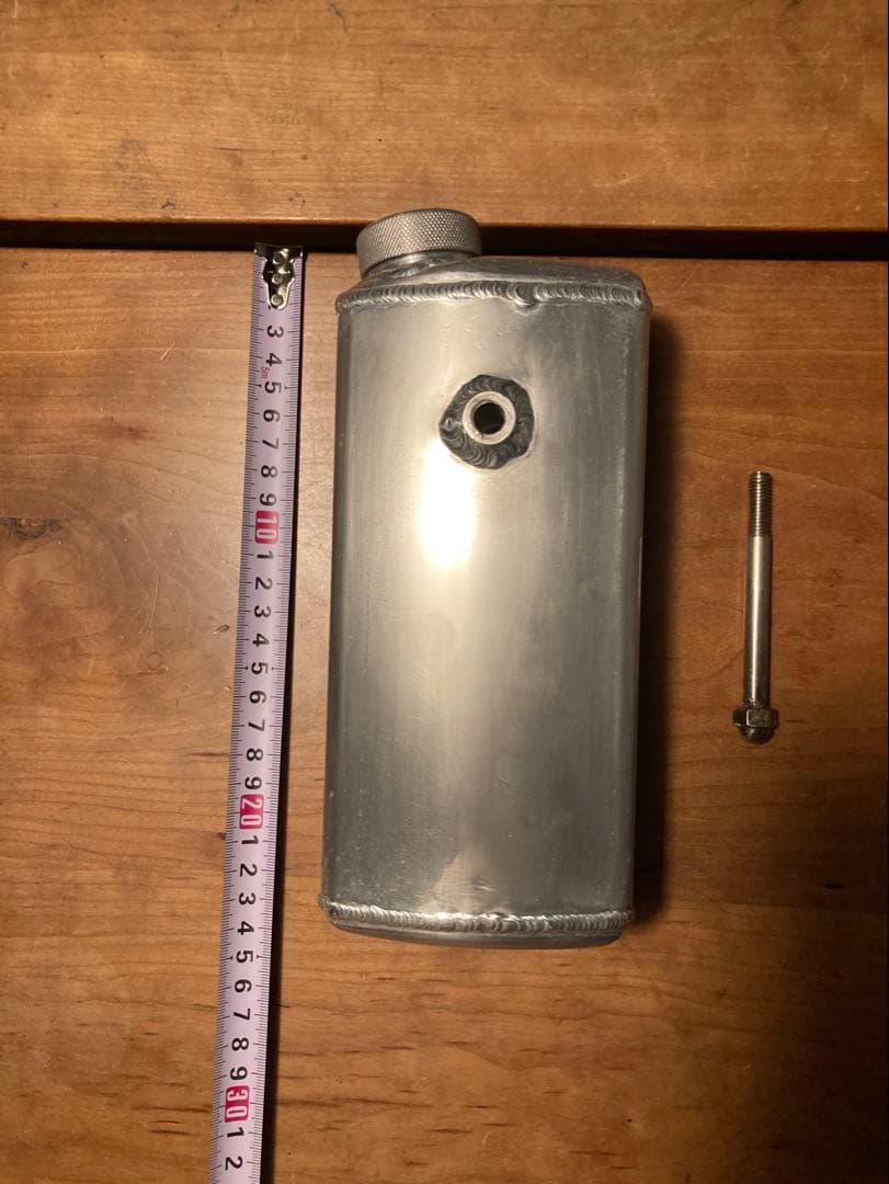 バイク　ガソリン携行缶　アルミ製　容量33oz（約1ℓ）長方形　HD ハーレー