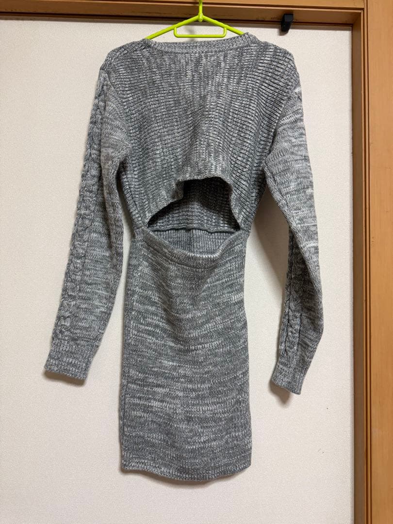 GYDA バックオープンタイトニットワンピース