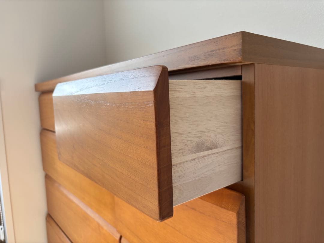 タンス　チェスト　洋服