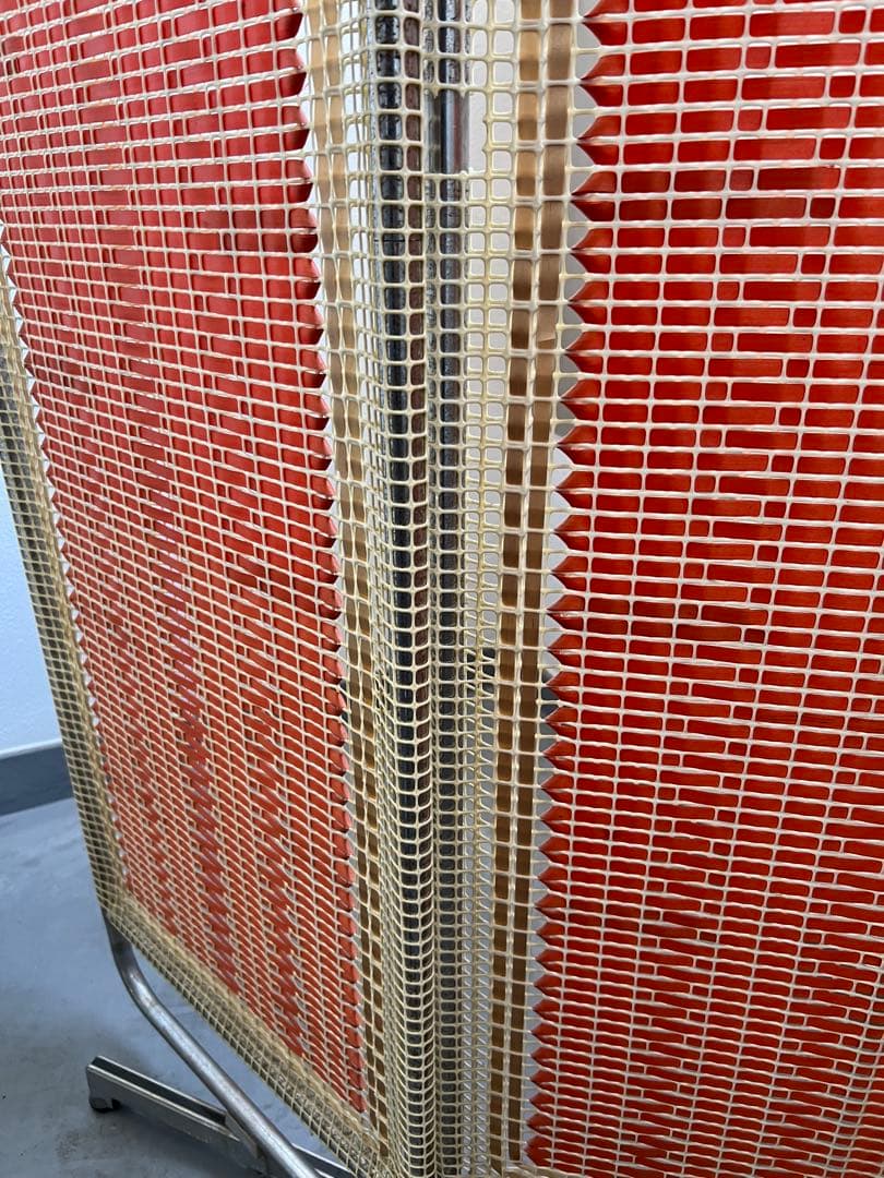 レトロモダン　4つ折りパーテーション 赤ベージュミッドセンチュリー